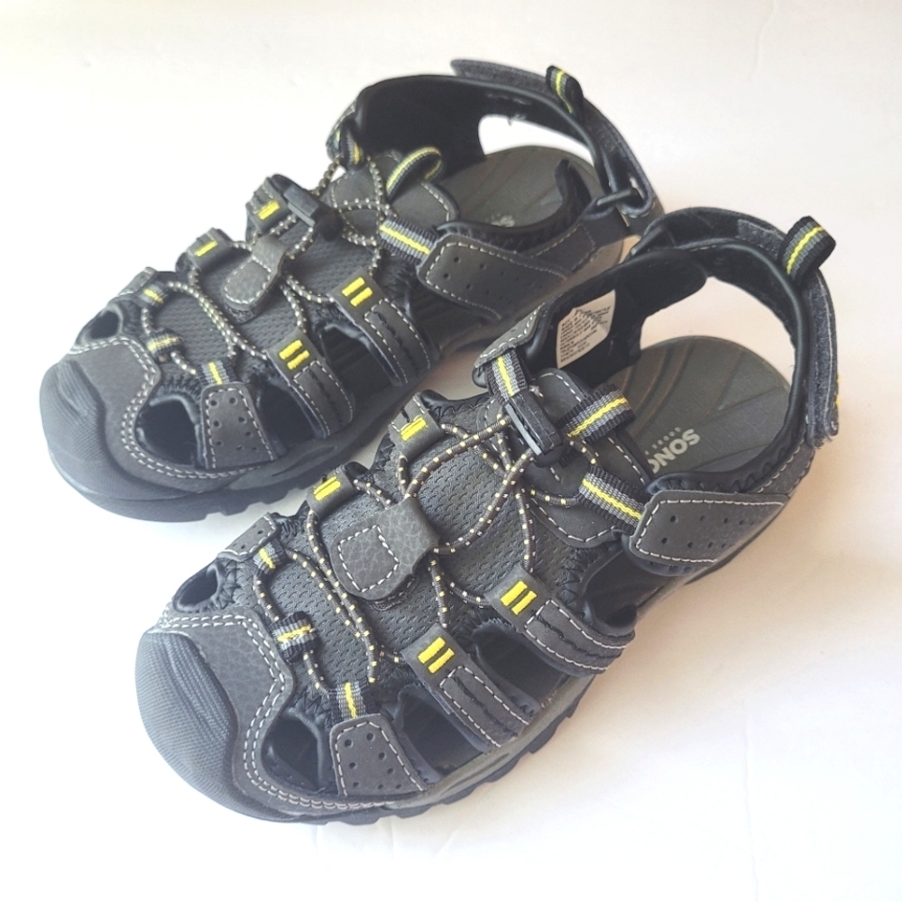 Sonoma kids sandals size 1 med